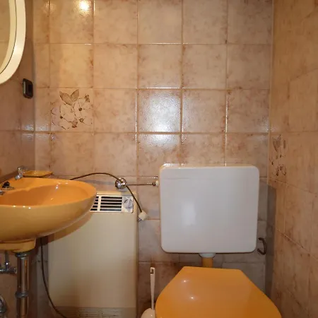 Amazing Apartment In Buch With Terrace * Buch (Rhein-Hunsruck-Kreis)